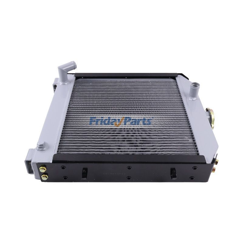 Radiateur de réservoir d'eau KEA0972140 pour moteur Kubota D1005 D1105 D1305pour