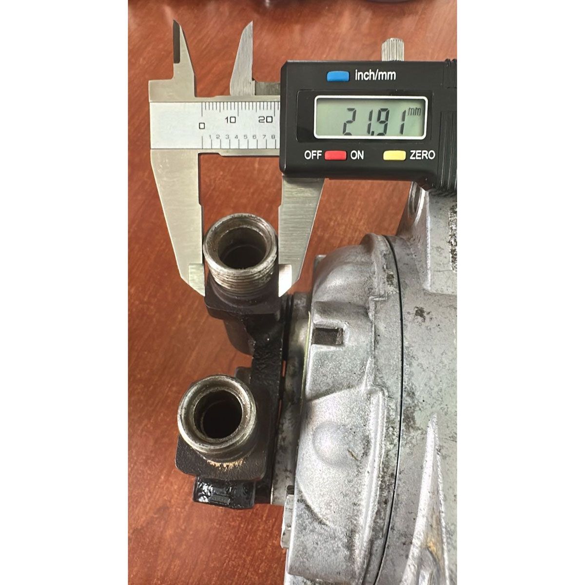 Compresseur de climatisation 24 V 2 rainures 135 mm TM15HD 500630-7830 pour camion Kenworth C500 T660 T400 T800 W900 2010pourPour CAT,Pour Grove,Pour Kenworth,Pour TEREX,Pour VOLVO