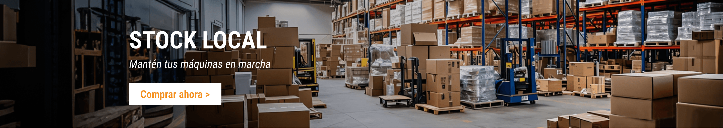 Repuestos FridayParts en cajas sobre paletas dentro de un gran almacén de la UE.